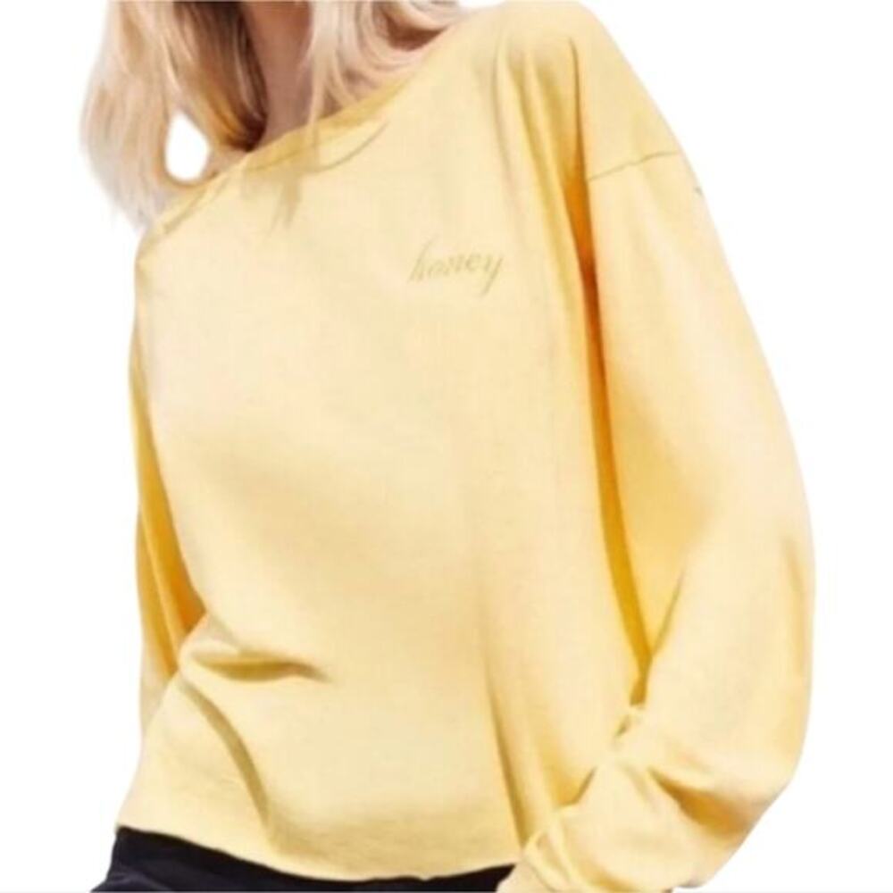 Brandy Melville Honey Embroidered Crewneck‎ Sweatshirt Casual Comfy Pullover